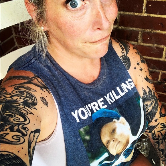 Meet your Posher, Kelli - Picture 5 of 7